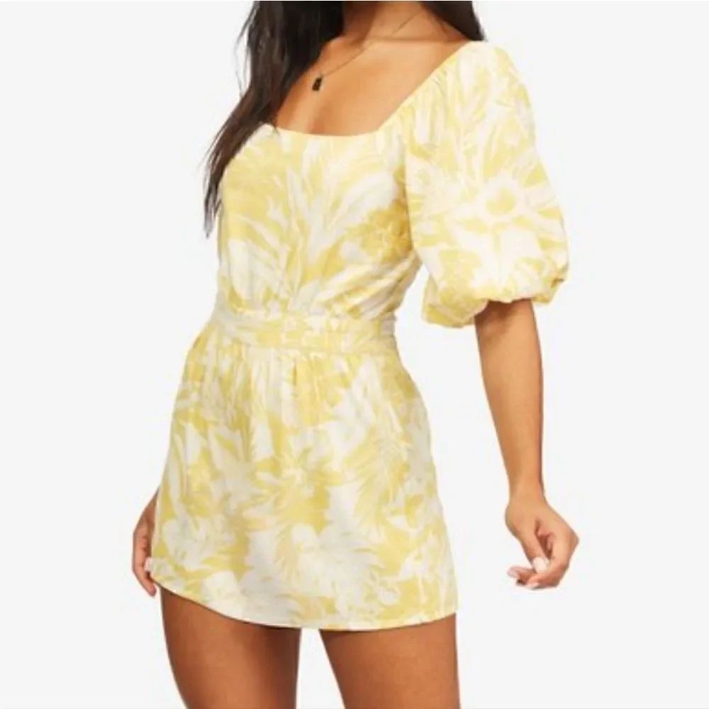 Beautiful yellow and white summer dress